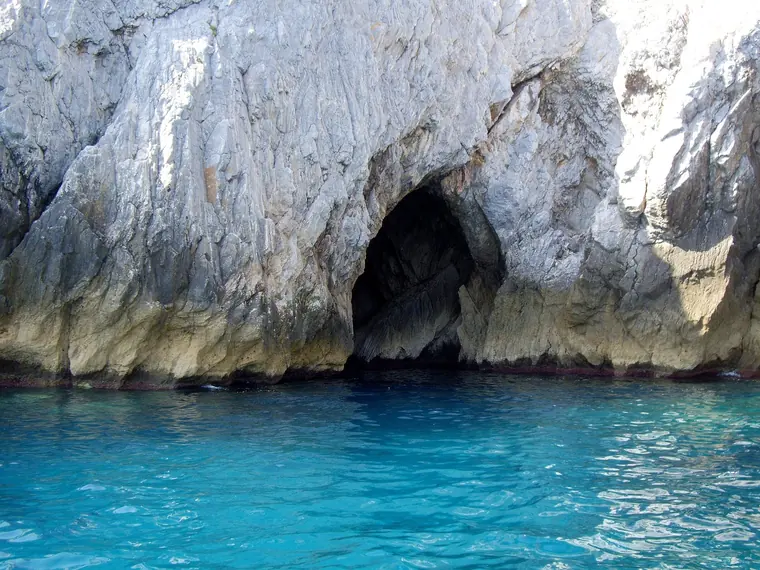 A sea cave in the white cliffs